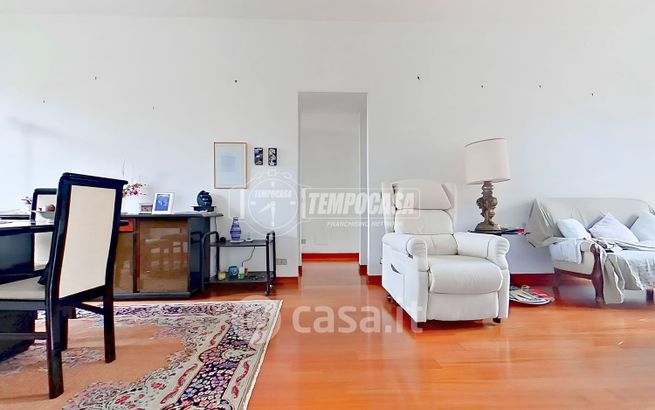 Appartamento in residenziale in Via Cesare Correnti