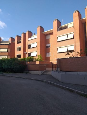 Appartamento in residenziale in Via Poseidone