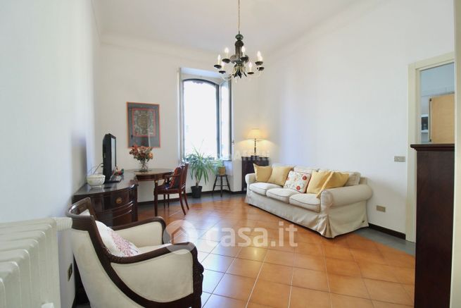 Appartamento in residenziale in Via Plinio 39