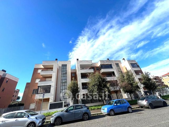 Appartamento in residenziale in Via Raffaello Liberti 83