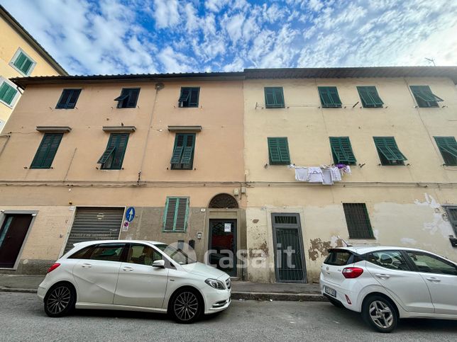 Appartamento in residenziale in Via Adriana 19