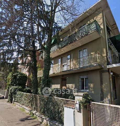 Ufficio in commerciale in Via André-Marie Ampère