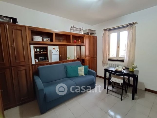 Appartamento in residenziale in Via Prospero Podiani