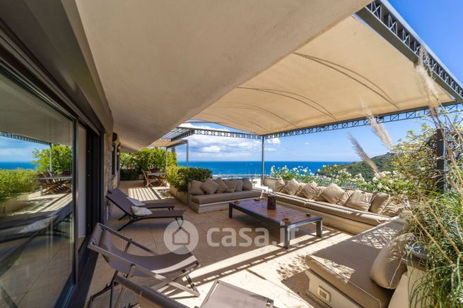 Villa in residenziale in Località Poggio Pertuso