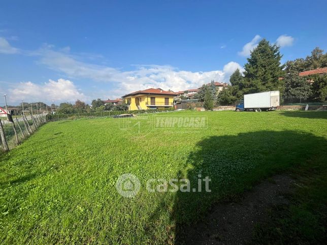 Terreno edificabile in residenziale in Via Per Cuceglio 129