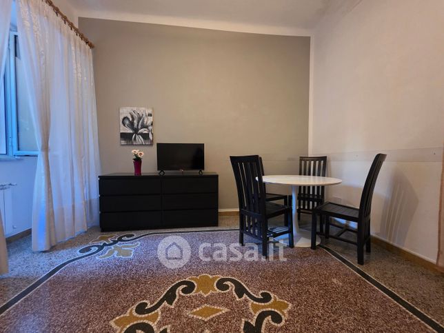 Appartamento in residenziale in Via Milano