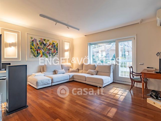 Attico/mansarda in residenziale in Viale Cortina d'Ampezzo