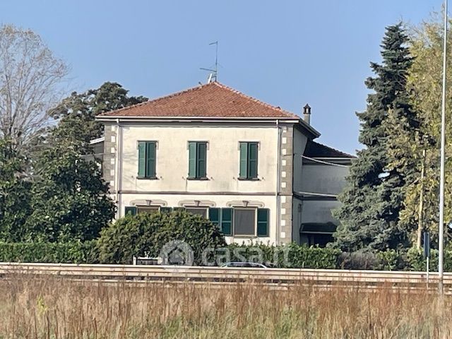 Casa indipendente in residenziale in Strada Provinciale Colorno 43