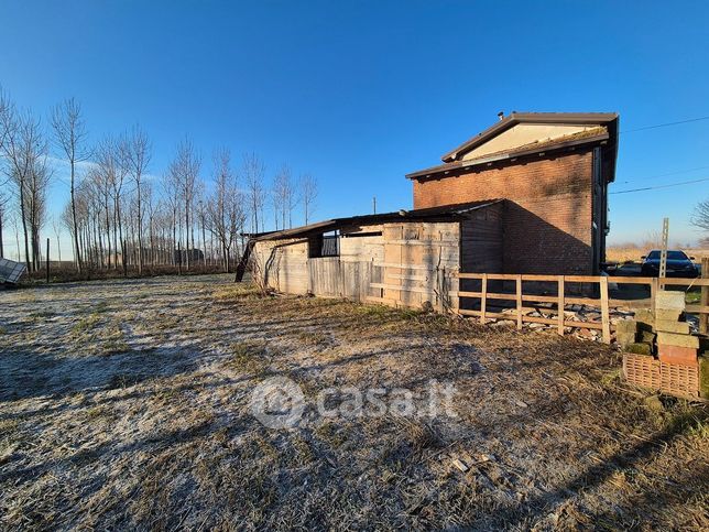 Casa indipendente in residenziale in Strada Belfante 99