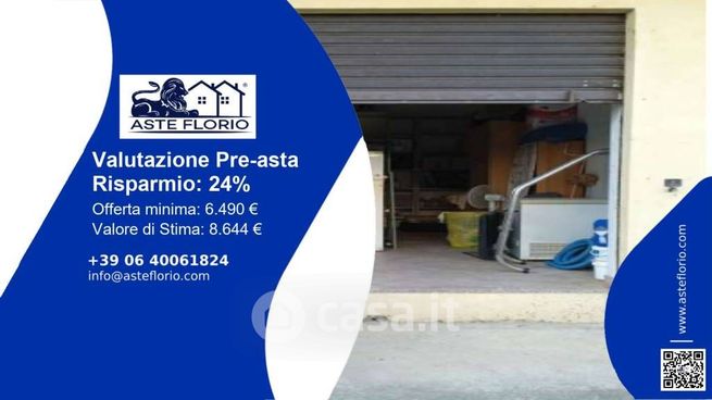 Box/posto auto in residenziale in Via Umberto Boccioni 1