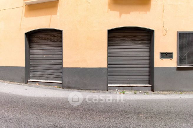 Capannone in commerciale in Via Giovanni Nicotera 48