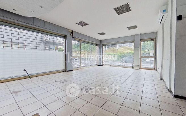 Capannone in commerciale in Via F. Ferrucci 60