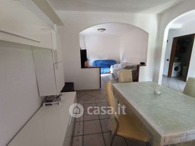 Casa indipendente in residenziale in Viale del Chianti