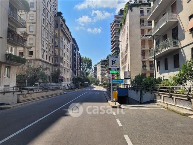 Garage/posto auto in residenziale in Via Pietro Mascagni