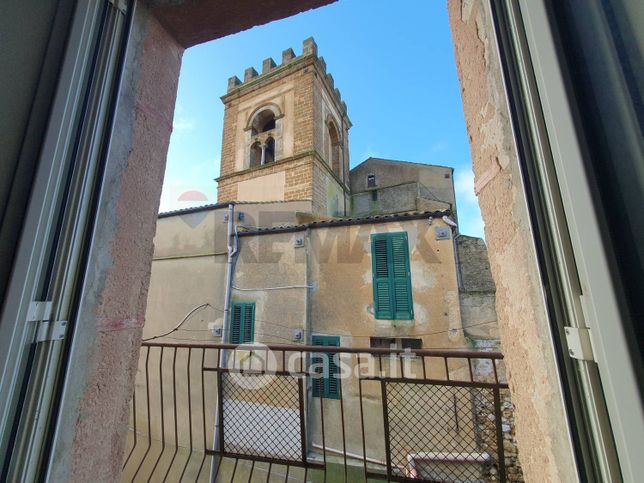 Casa indipendente in residenziale in Largo San Giorgio 19