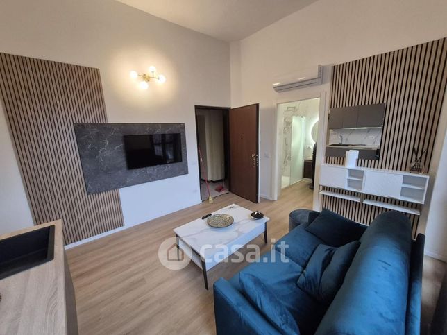 Appartamento in residenziale in Via Vignoli 6