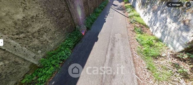 Capannone in commerciale in Via Isonzo 8