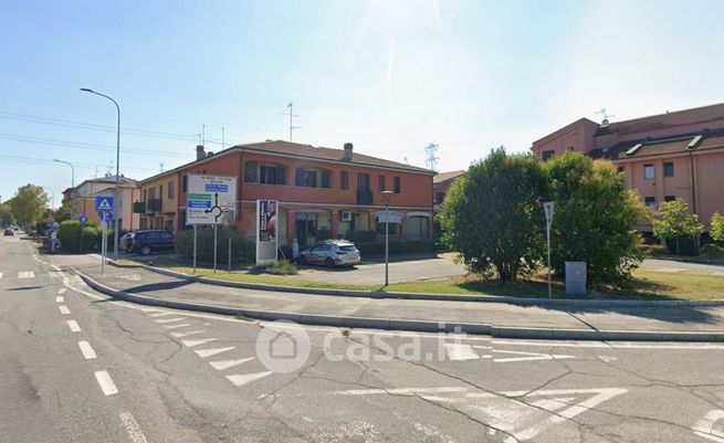 Ufficio in commerciale in 