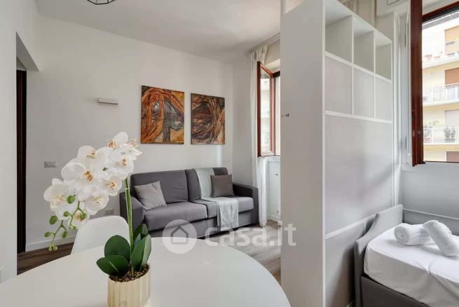 Appartamento in residenziale in Via Vittoria Colonna 48