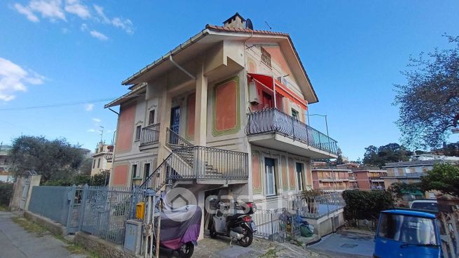 Casa bi/trifamiliare in vacanze in 
