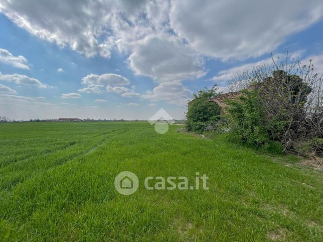 Terreno agricolo in commerciale in SP13 1
