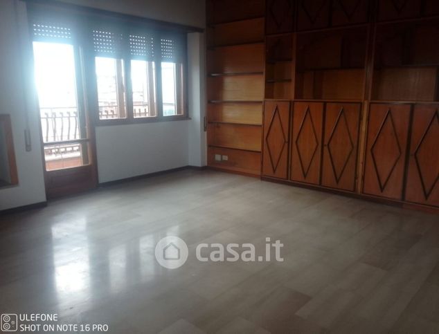 Attico/mansarda in residenziale in Via Robbio