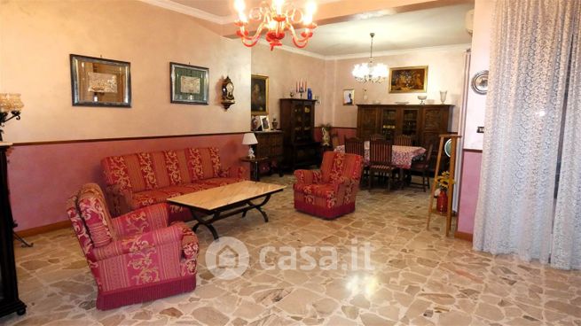 Appartamento in residenziale in Via Madonna della Via 28
