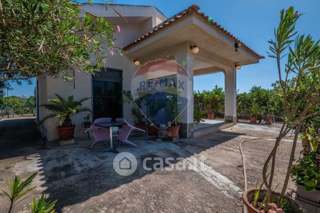 Villa in residenziale in Via Della Malva