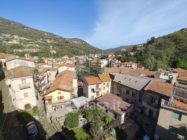 Villetta a schiera in residenziale in Via Zumbo 4