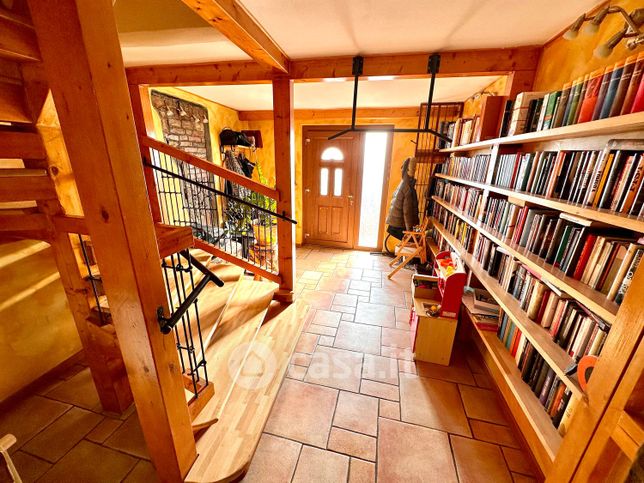Casa indipendente in residenziale in Via Matteo Giulio Bartoli 18
