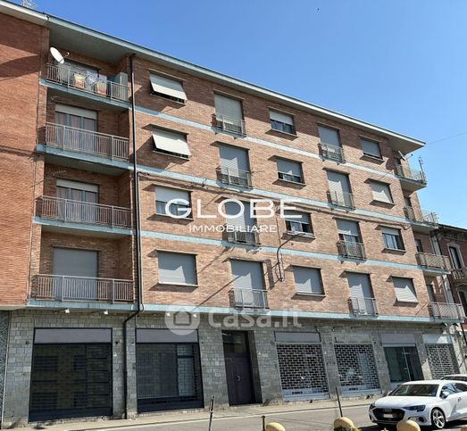 Ufficio in commerciale in Via Vittorio Veneto