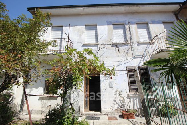 Appartamento in residenziale in Via Luciano Manara