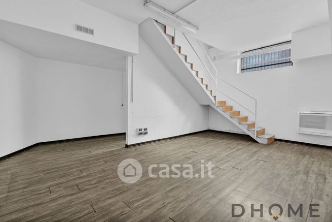 Ufficio in commerciale in Viale Brianza 100