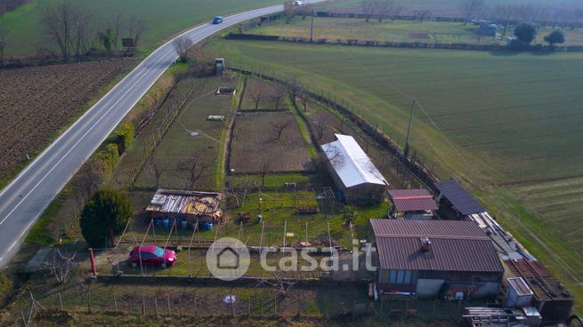 Terreno agricolo in commerciale in Strada None