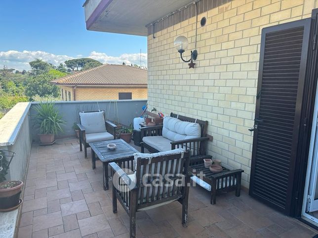 Appartamento in residenziale in Via dell'Acqua Acetosa 1