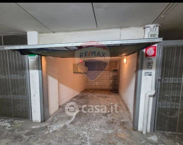 Box/posto auto in residenziale in Via Mannozzi