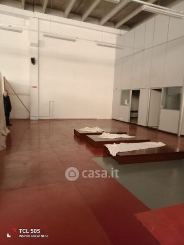 Capannone in commerciale in centro