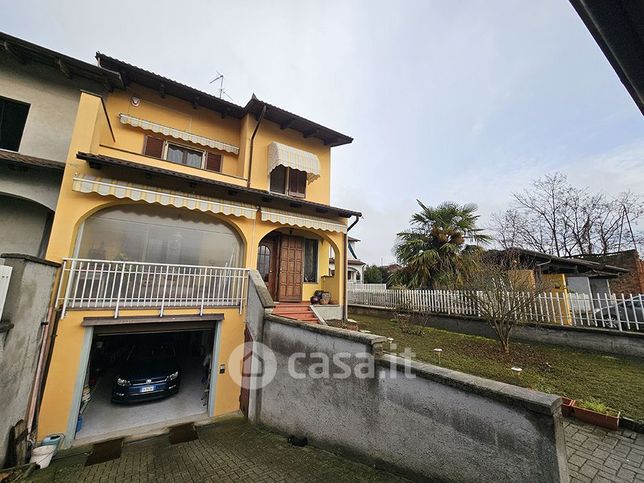 Villetta a schiera in residenziale in Via Gioacchino Rossini