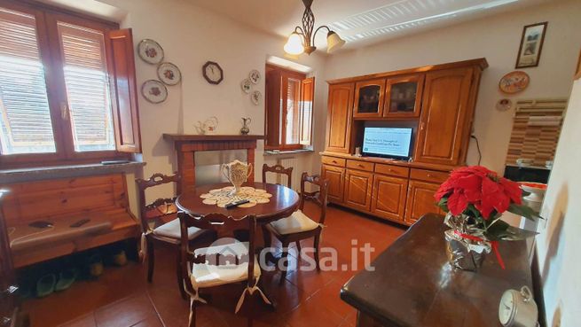 Casa indipendente in residenziale in Via Corte Mei