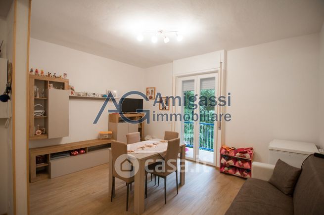 Appartamento in residenziale in Viale Mario Buttaro