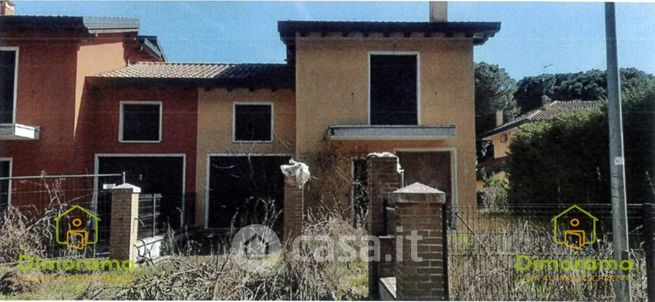 Appartamento in residenziale in Via Pegorina