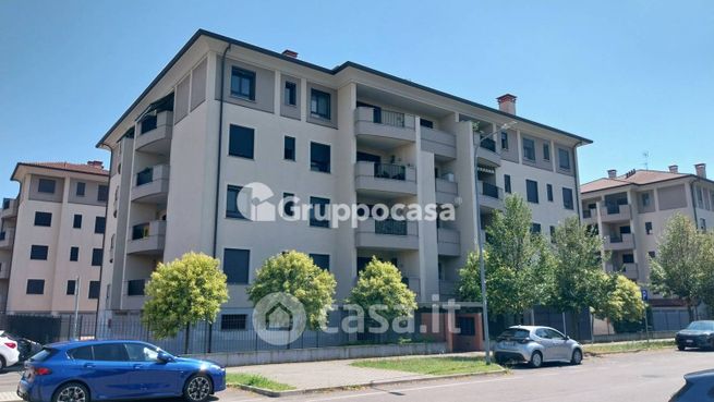 Appartamento in residenziale in Via Giacomo Puccini 6