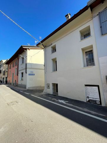 Casa indipendente in residenziale in Via G. Cesare Abba