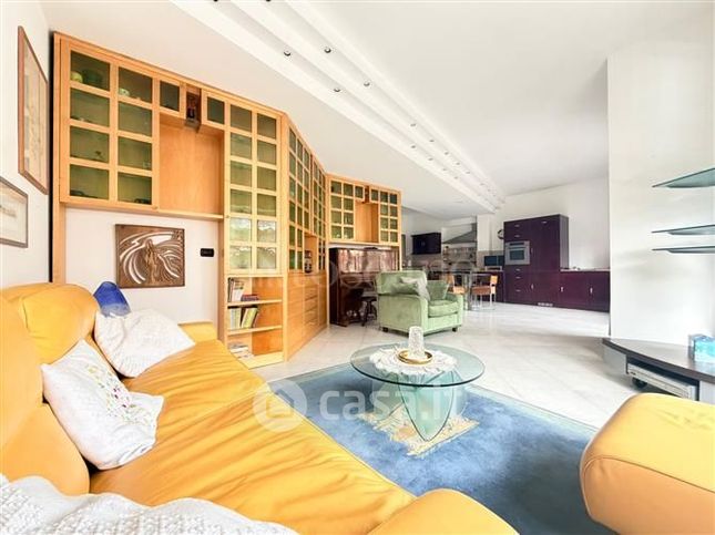 Appartamento in residenziale in Via Arturo Graf