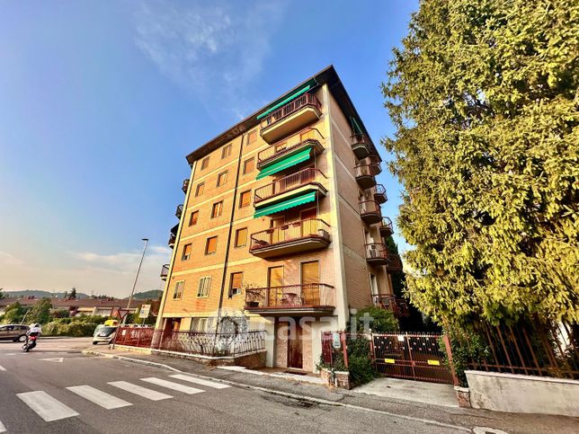 Appartamento in residenziale in Via Achille Sacchi 14