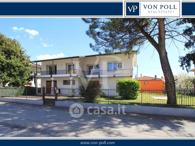 Villa in residenziale in San Vincenzo