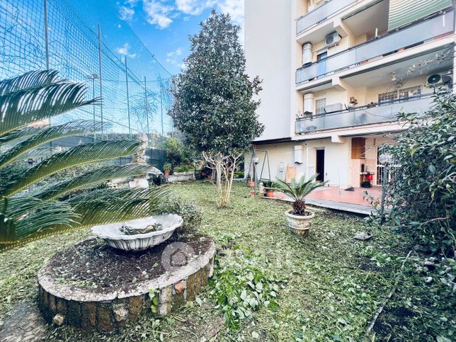Appartamento in residenziale in Via Canton 49