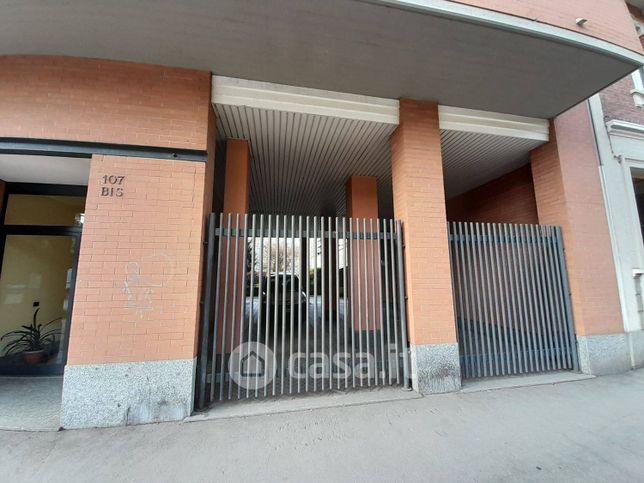 Box/posto auto in residenziale in Corso Belgio 107