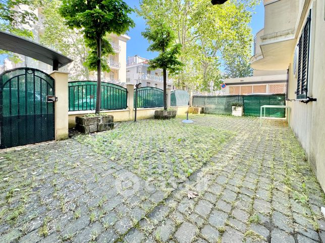 Appartamento in residenziale in Viale Giacinto Martinelli 4