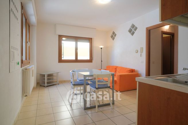 Appartamento in residenziale in Via P. Fastiggi 19